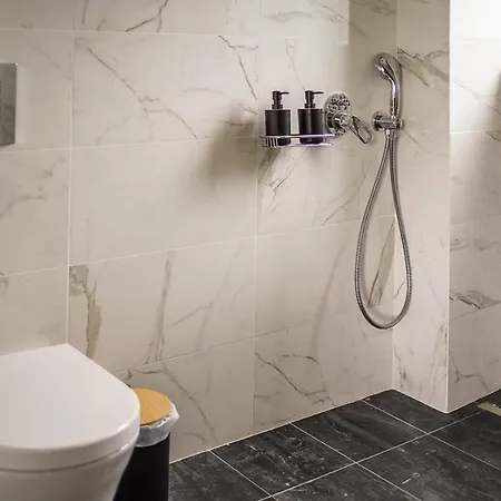Laura Maisons Apartament Kalamata