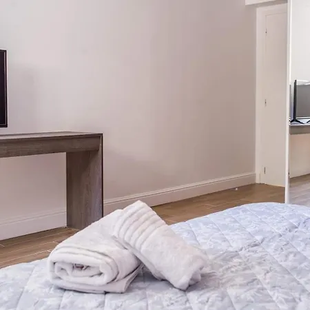 Apartament Laura Maisons *
