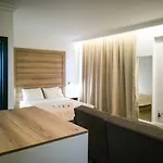 Apartment Laura Maisons *