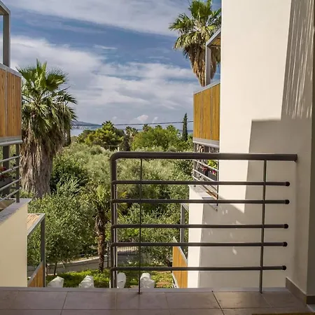 Laura Maisons Apartment *