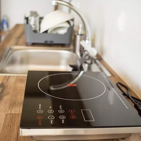 Laura Maisons Kalamata